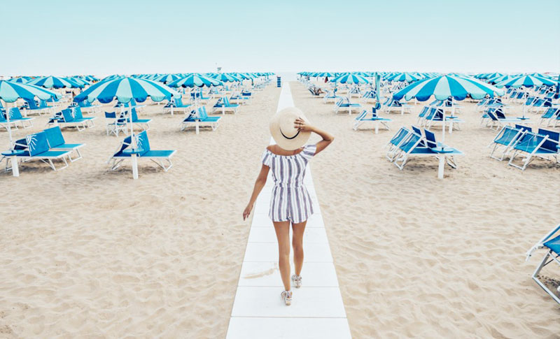 I VIRUS NON VANNO IN VACANZA: Non abbassate la guardia, il vero relax è nella vostra buona salute!